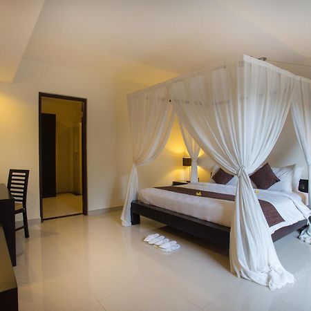 The Yubi Boutique Villas Seminyak - Chse Certified Exterior photo