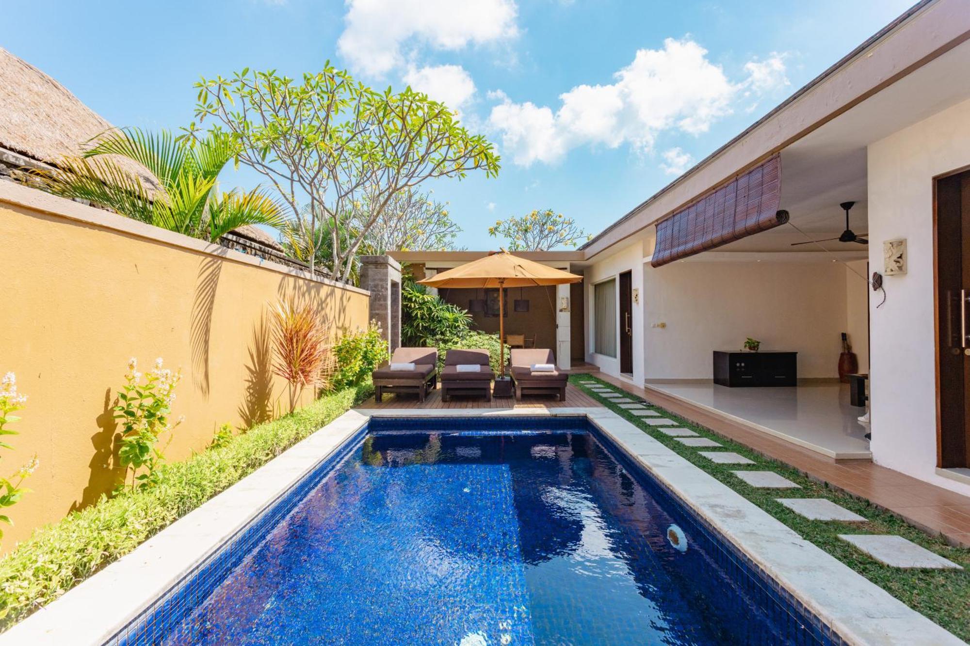 The Yubi Boutique Villas Seminyak - Chse Certified Exterior photo