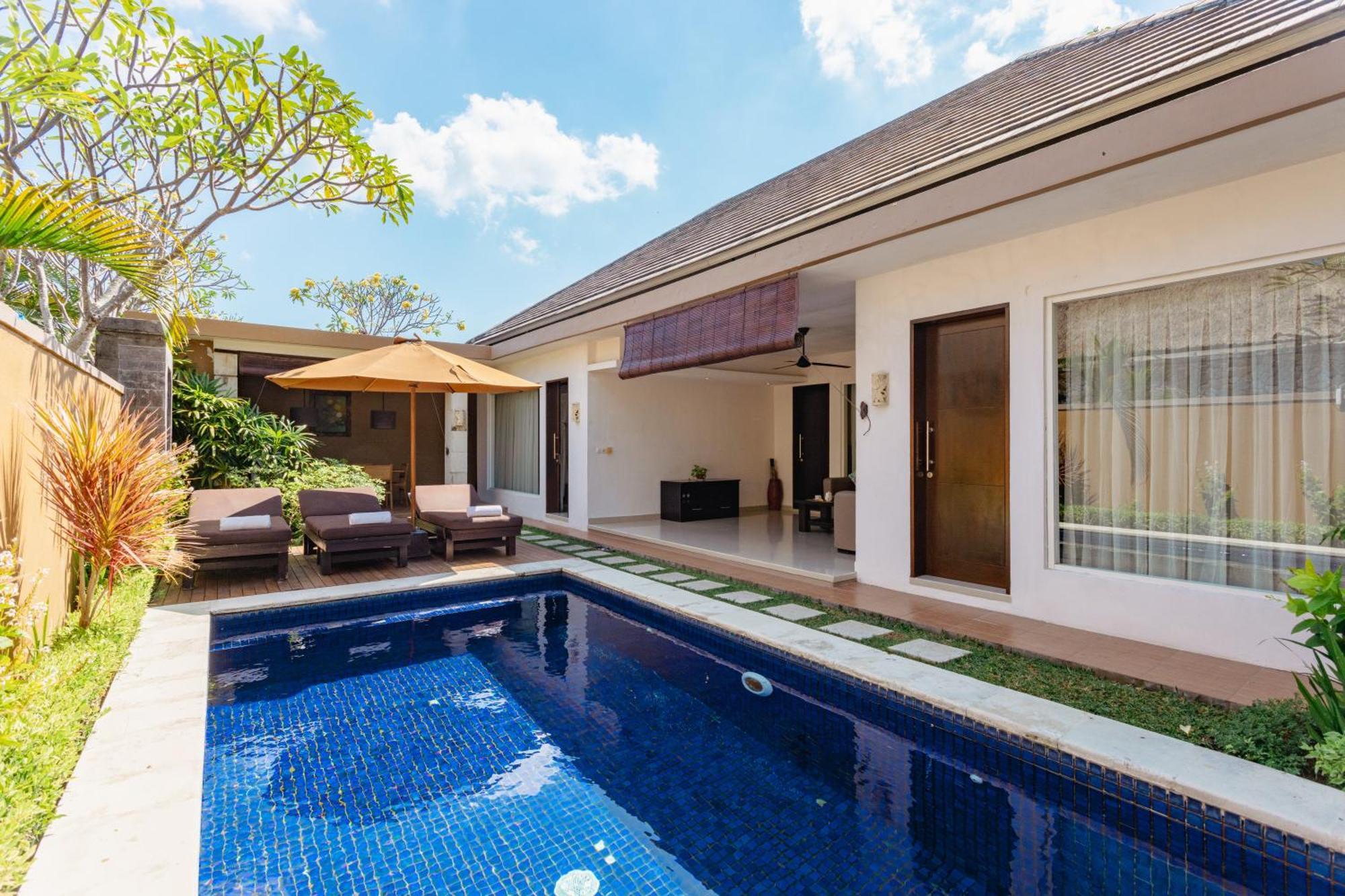 The Yubi Boutique Villas Seminyak - Chse Certified Exterior photo