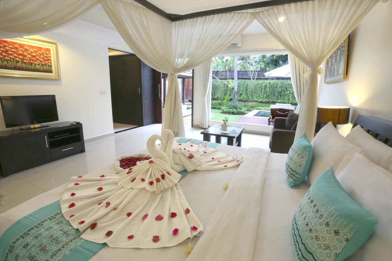 The Yubi Boutique Villas Seminyak - Chse Certified Exterior photo