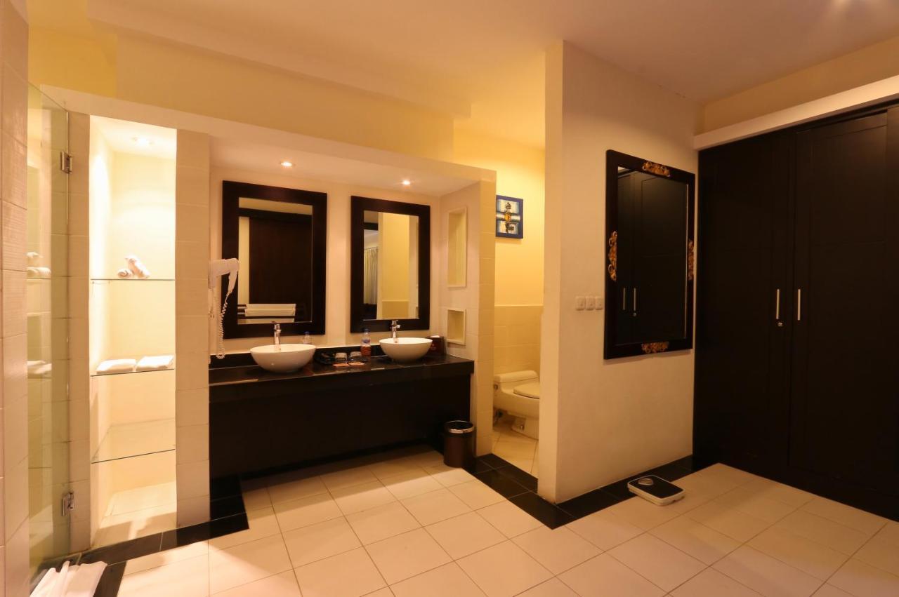 The Yubi Boutique Villas Seminyak - Chse Certified Room photo